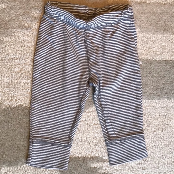 Carter’s 6M Set Long Johns and Top Knot Hat - Picture 6 of 8